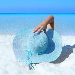 woman-wearing-blue-sun-hat