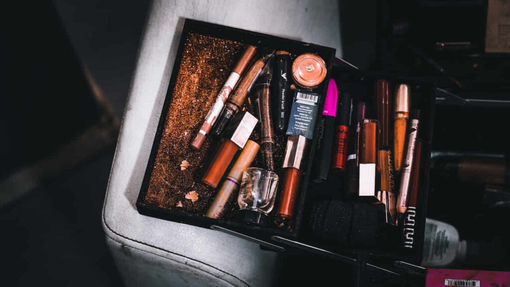Messy Makeup Box