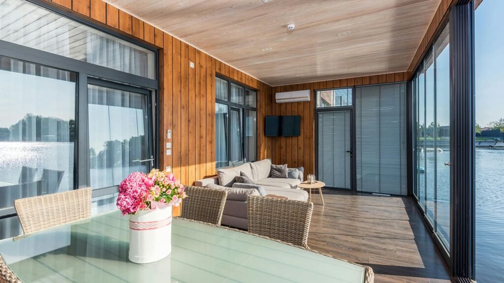 Sunroom Cost Guide 2025: Average Prices & Budget Tips